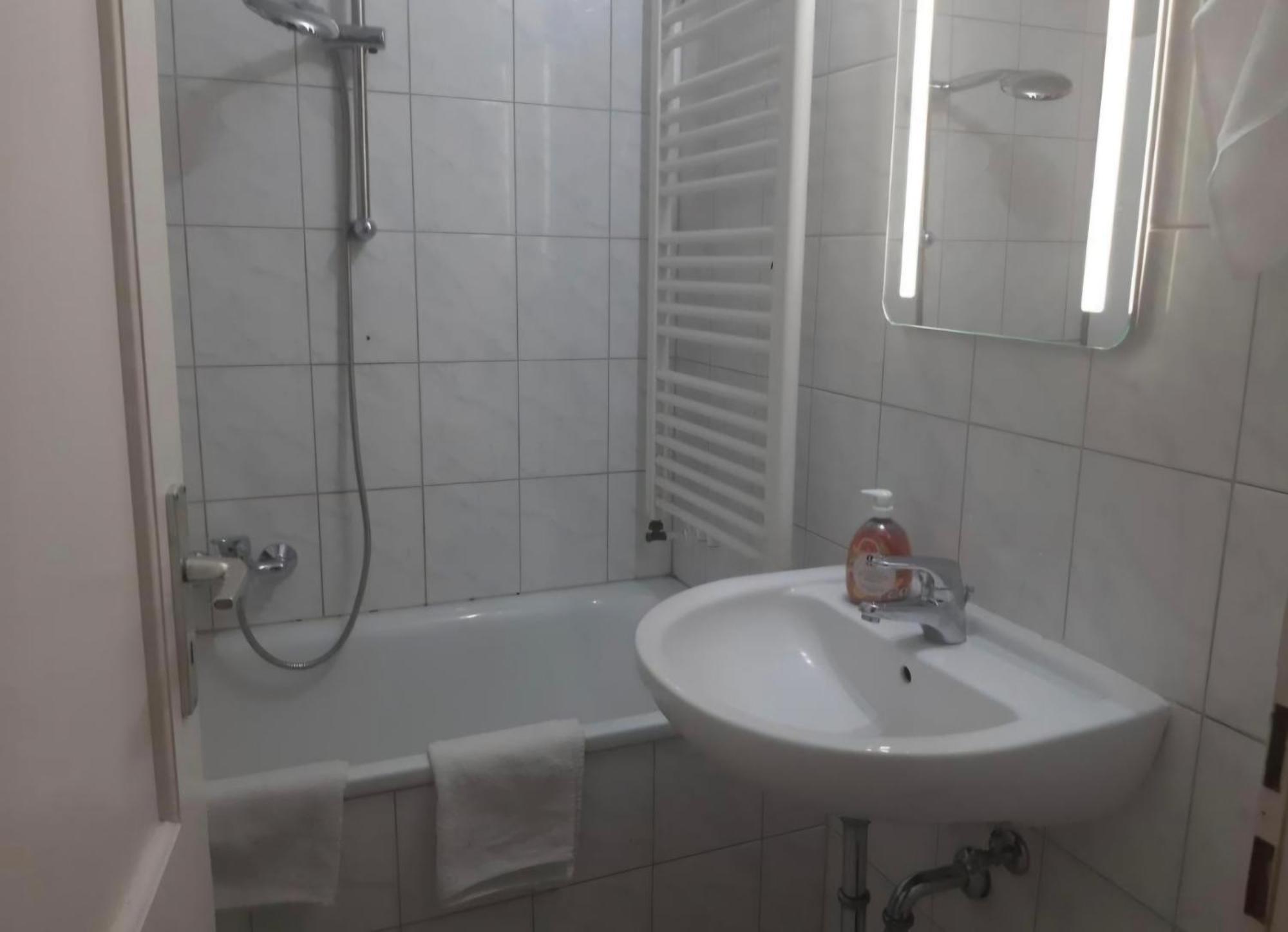 Apartment Schoene In Attraktiver Lage Hannover